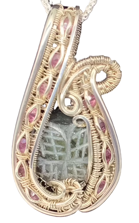 Gemstone - Labradorite w/ Ruby