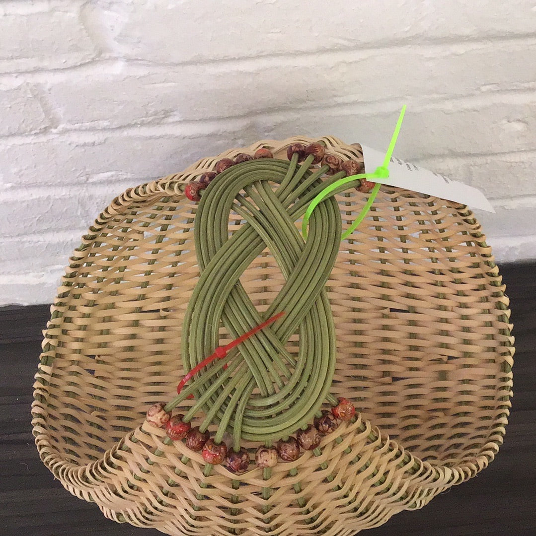 Josephine Knot Rib
