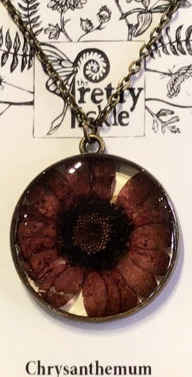Chrysanthemum necklace