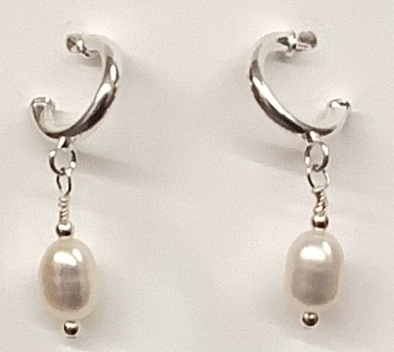 Small Hoop Pearl Earrings